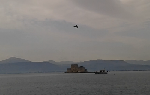Video. Ο χορός του F-16 πάνω από το Ναύπλιο