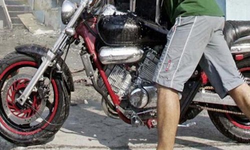 Κόρινθος: 17χρονος οδηγούσε κλεμμένη μοτοσικλέτα χωρίς δίπλωμα