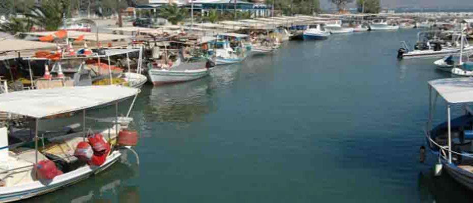 Αργολίδα: «Πνίγει» τους ψαράδες το τέλος εκμετάλλευσης αλιευτικών σκαφών