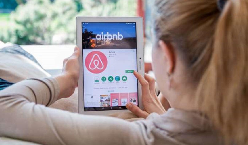 Airbnb: Τι αλλάζει για επισκέπτες και οικοδεσπότες