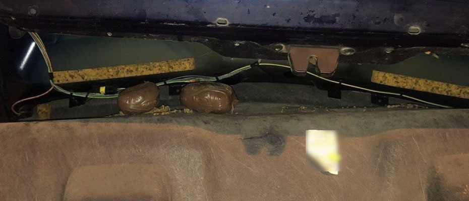 Κόρινθος: Μετέφερε ηρωίνη στο πορτ μπαγκάζ του οχήματός του