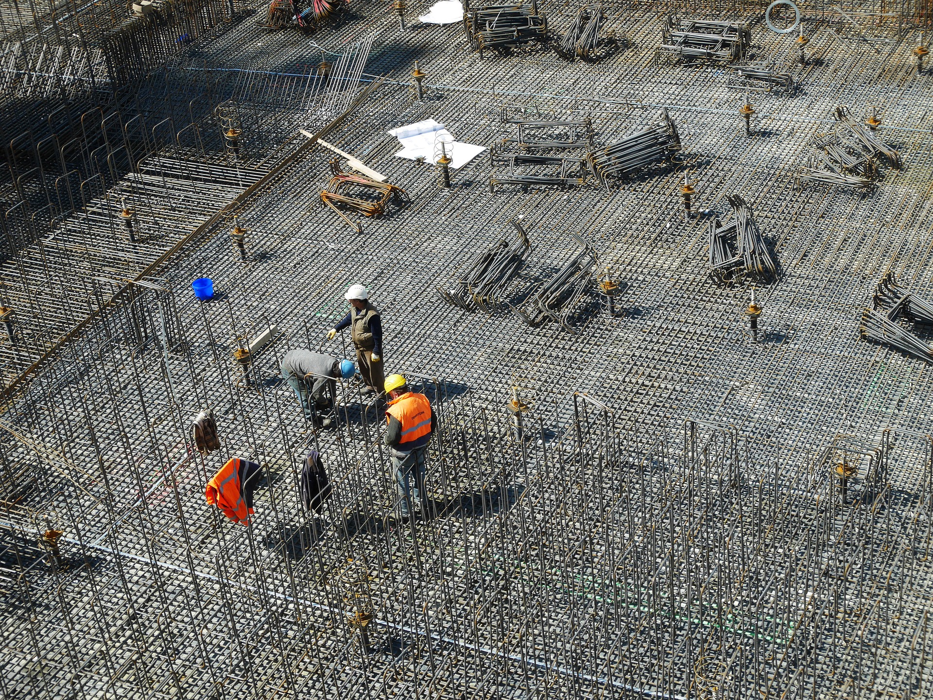 Νίκας: Αναστολή έκδοσης οικοδομικών αδειών για ανέγερση κτηρίων και εκτέλεση οικοδομικών εργασιών