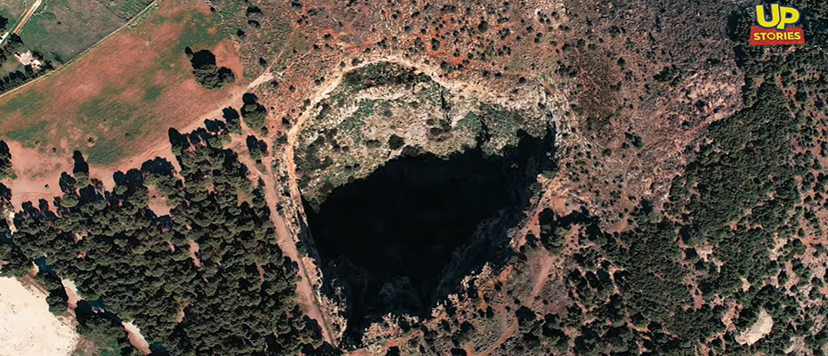 Ο γιγάντιος κρατήρας της Αττικής σε σχήμα καρδιάς