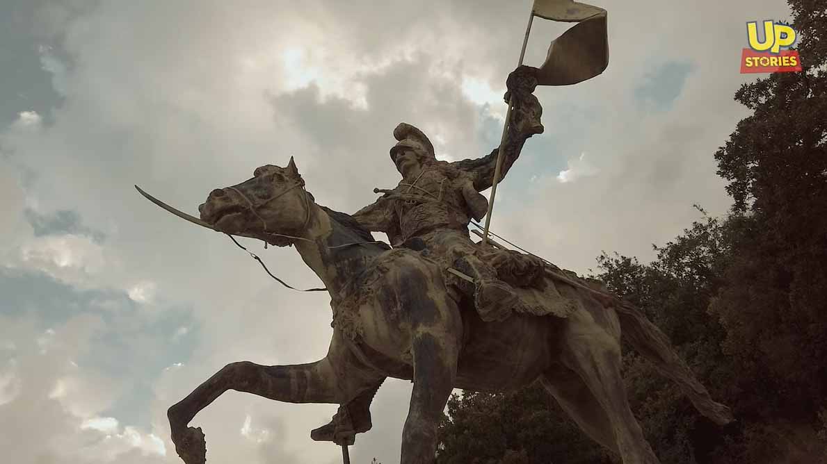 Σάλος με το άγαλμα του Κολοκοτρώνη στο Ραμοβούνι. Τι απαντά η δήμαρχος