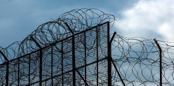 Φυλακές Κορυδαλλού: Πέταξαν πακετάκι «δώρου» στο προαύλιο