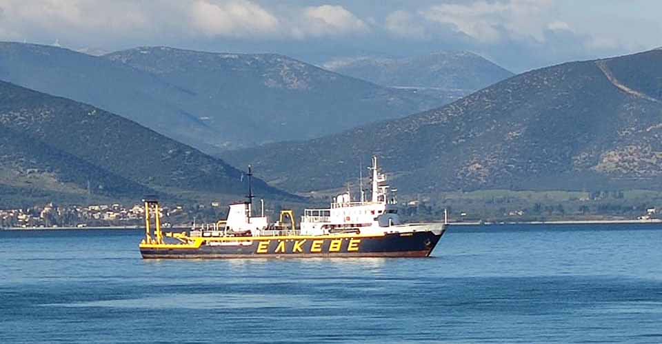 Ναύπλιο: Τι έψαχνε το ερευνητικό σκάφος του ΕΛΚΕΘΕ στο λιμάνι;