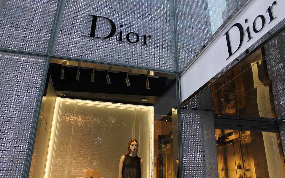 Τί δουλειά έχει ο οίκος Dior στην Πελοπόννησο