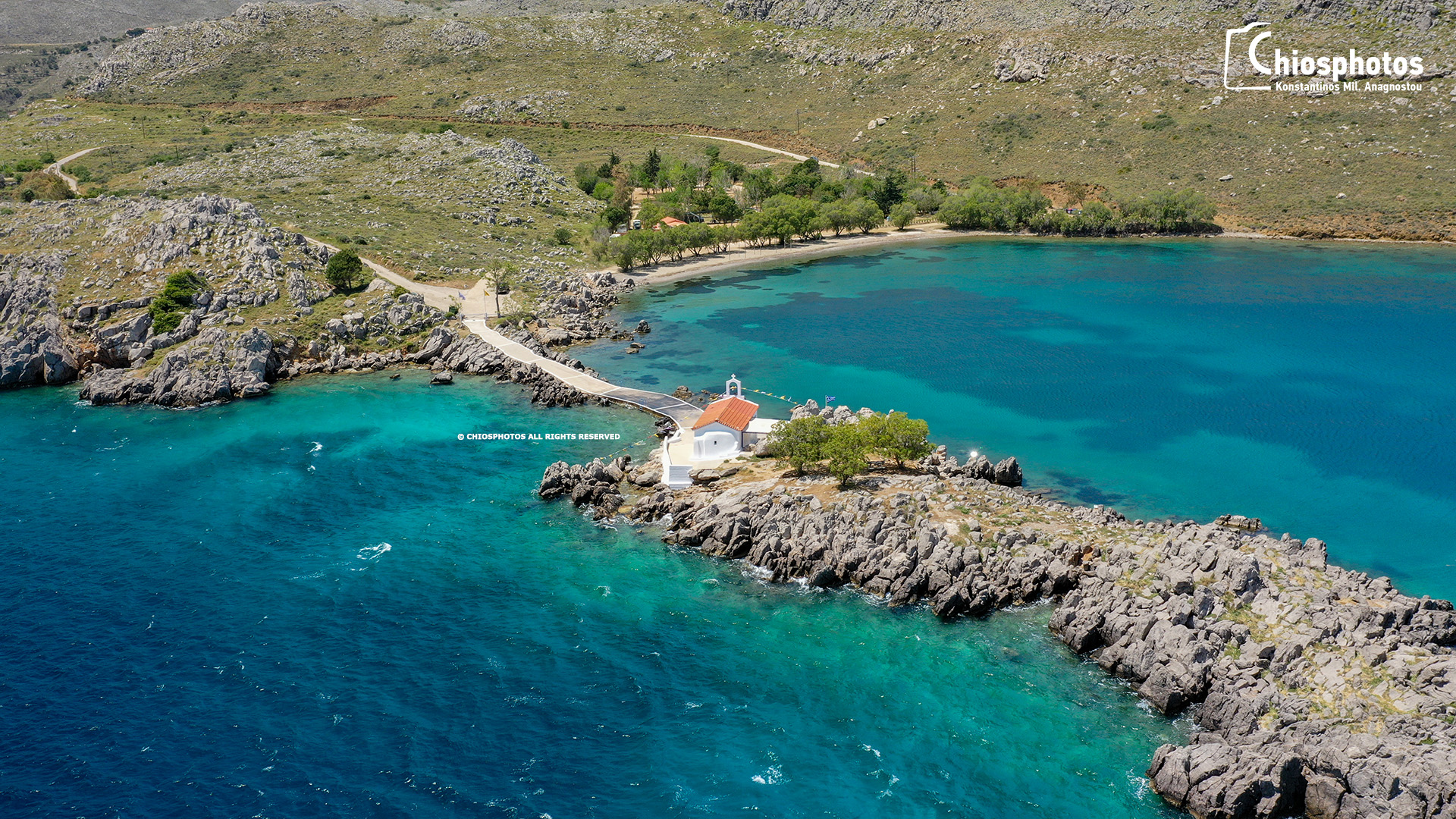 Άγιος Ισίδωρος: Ένα από τα πιο γραφικά ξωκλήσια στην Ελλάδα