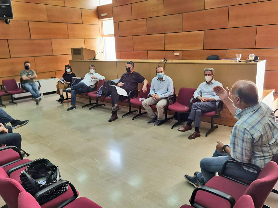 Κορινθία: Επίσκεψη του Κώστα Αρβανίτη για τα εργασιακά