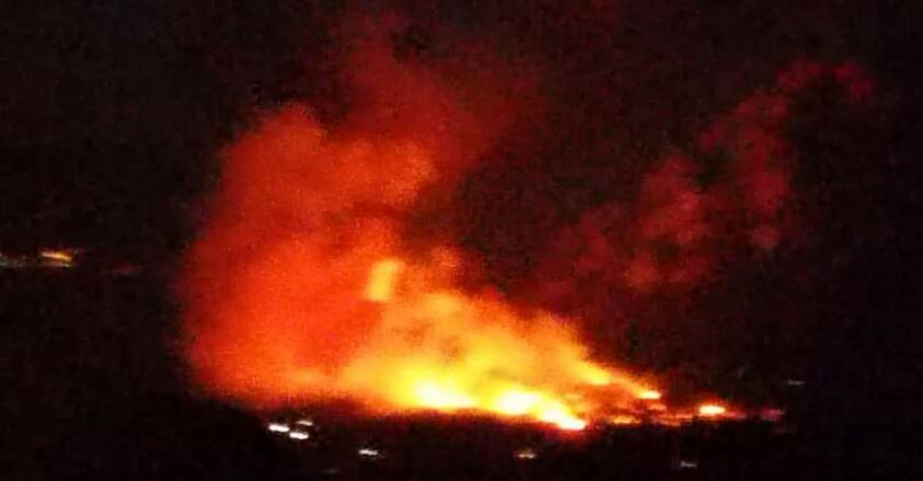 Αργολίδα: Φωτιά καίει αγροτοδασική έκταση στο Μάνεση