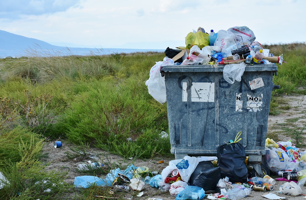 Ναύπλιο: Κάλεσαν τη Λαϊκή Συσπείρωση για να τους δείξουν το πρόβλημα με τα σκουπίδια