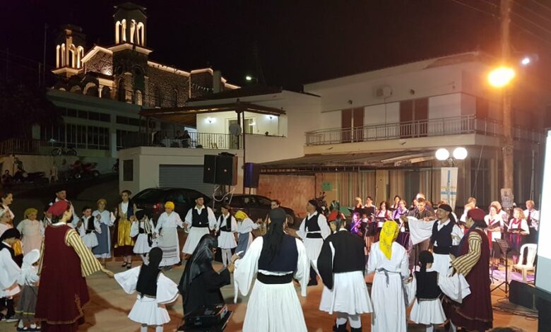 Η Μικτή Παραδοσιακή Χορωδία & Ορχήστρα του Λυκείου των Ελληνίδων Άργους καθώς και το Χορευτικό τμήμα του Λυκείου των Ελληνίδων παραρτήματος Κουτσοποδίου.