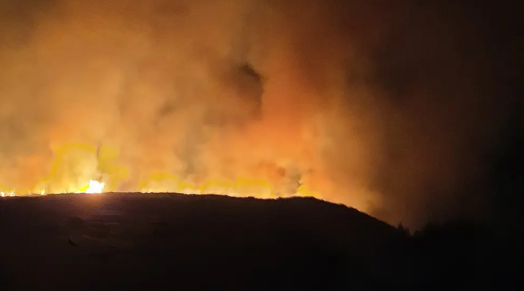 Συναγερμός στο Ξυλόκαστρο: Ξέσπασε κι’ άλλη φωτιά στη λίμνη Δασίου