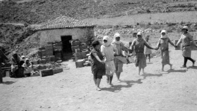 1926 εργάτριες στην ανασκαφή του αρχαιολογικού χώρου Ασίνης