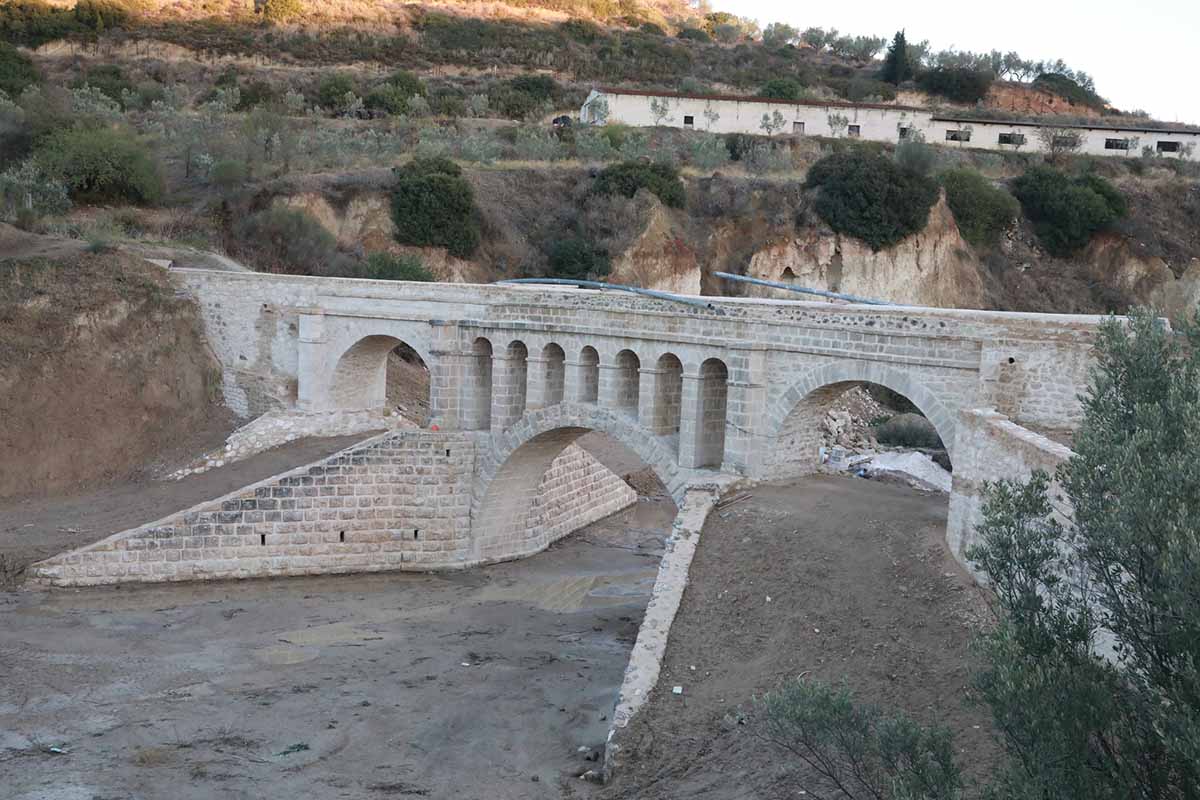 Μία υδατογέφυρα μοναδικό μνημείο στη Πελοπόννησο, κατασκευαστικό κομψοτέχνημα