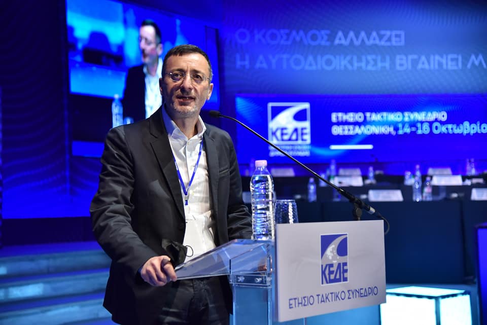 Ποιος είναι ο δήμαρχος της Πελοποννήσου που “ψάχνεται” για την Ψηφιακή Εποχή