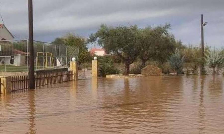 Αχαΐα: Πλημμύρισαν σπίτια – Επιχείρηση απεγκλωβισμού από την ΕΜΑΚ