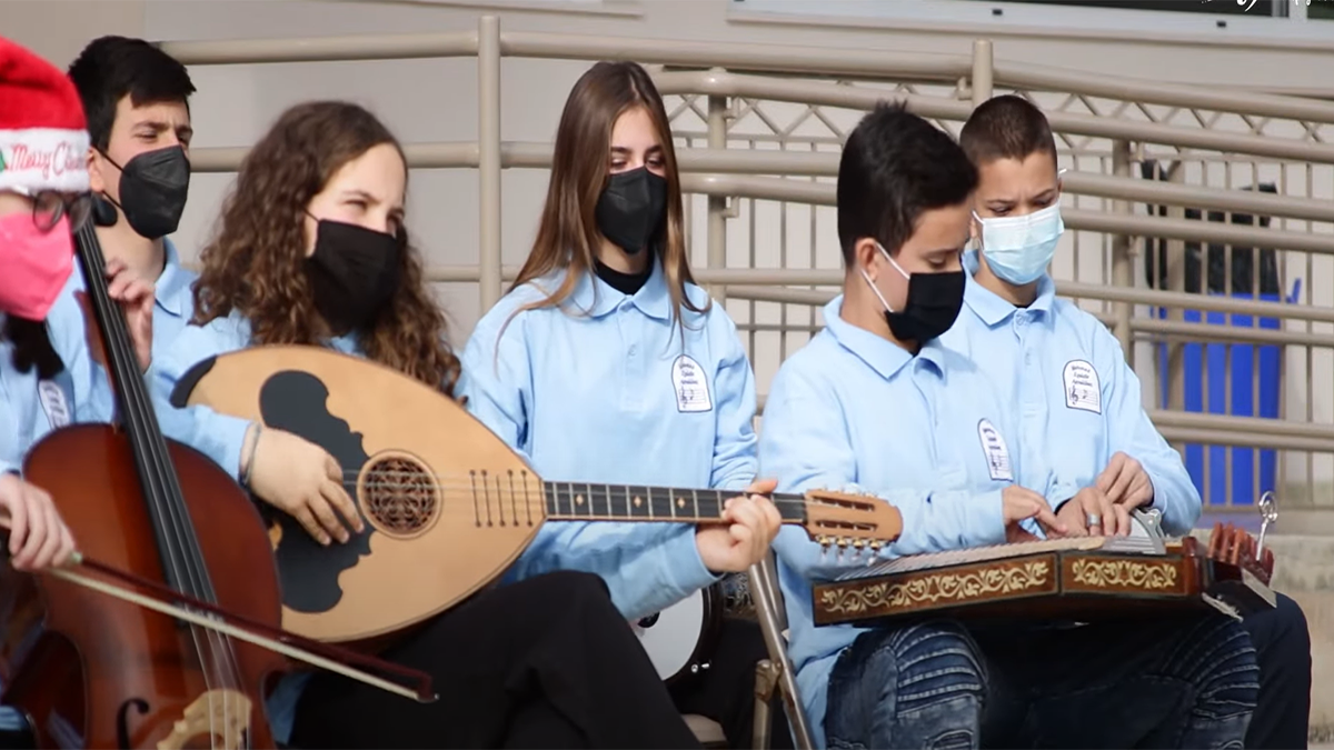 Ακούστε τα κάλαντα Χριστουγέννων Πελοποννήσου από το Μουσικό Σχολείο Αργολίδας