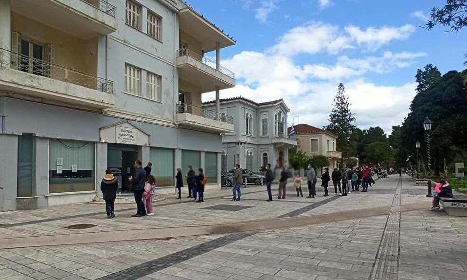 Κορωνοϊός: 15 στους 100 νεαρούς βγήκαν θετικοί στο Ναύπλιο