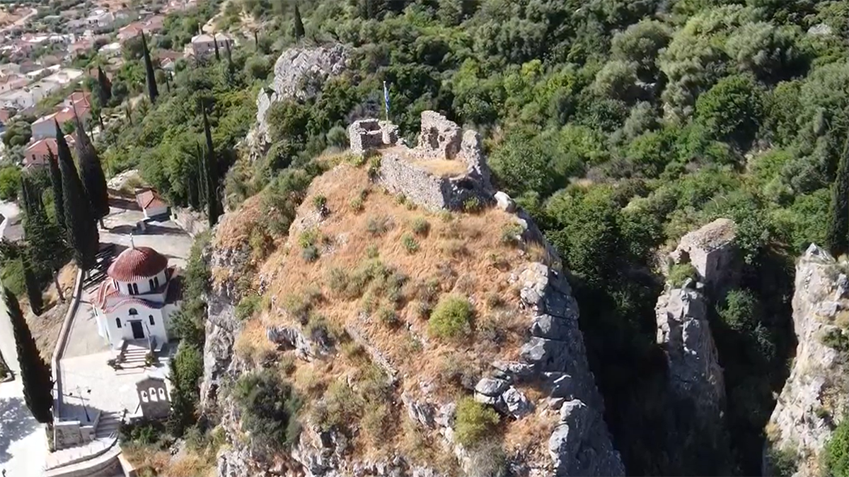 Παλιόπυργος Μολάων: Ένα από τα λίγα κάστρα που κατασκεύασαν οι Δεσπότες του Μυστρά