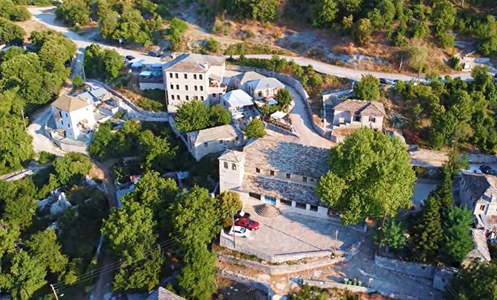 Το ψηλότερο χωριό του Ζαγορίου και η περίφημη Σκάλα του Βραδέτου με τα 1100 λιθόστρωτα σκαλοπάτια (Βίντεο)