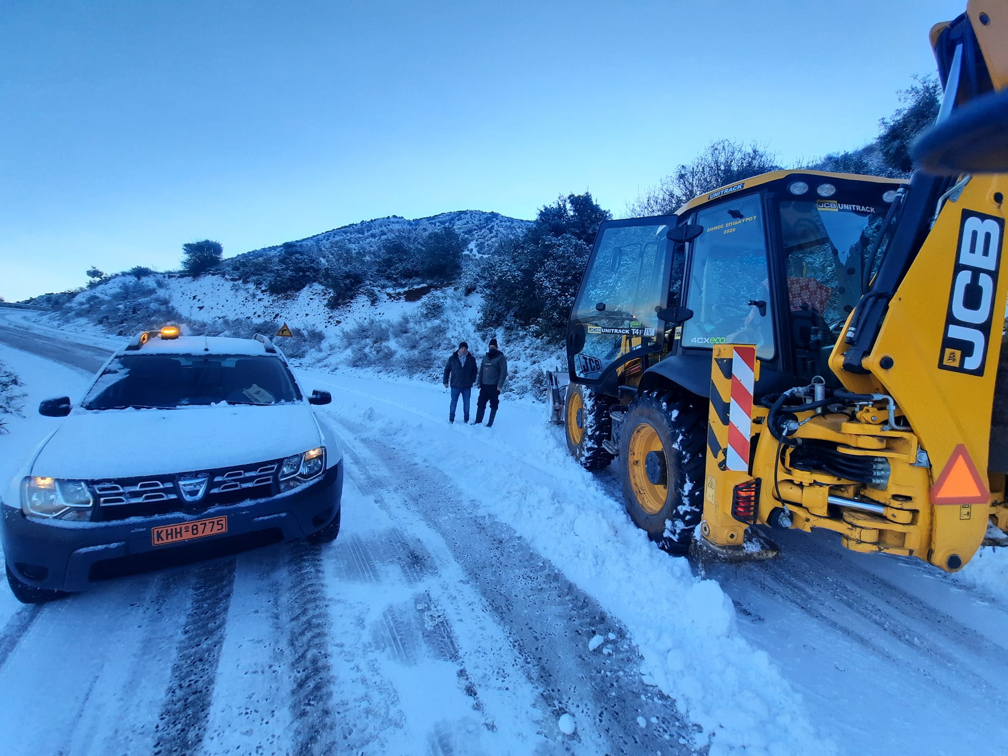 Δήμος Επιδαύρου: Αυξάνονται τα προβλήματα στην κυκλοφορία από την επέλαση του χιονιά