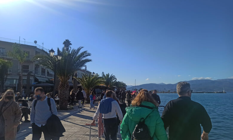 Ναύπλιο κόσμος Κυριακή 2022 (23)