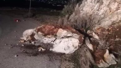 Πτώση βράχου στο Αραχναίο (1)