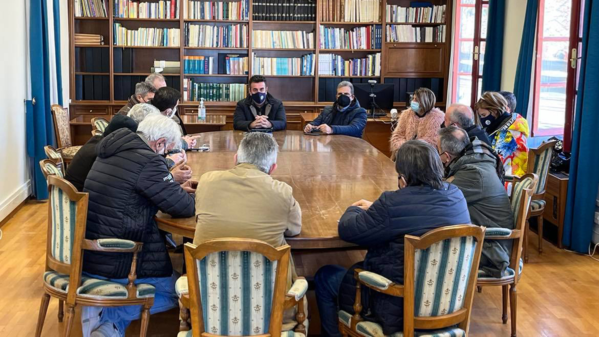 Ναύπλιο: Τι είπε ο Κωστούρος με τους αγρότες