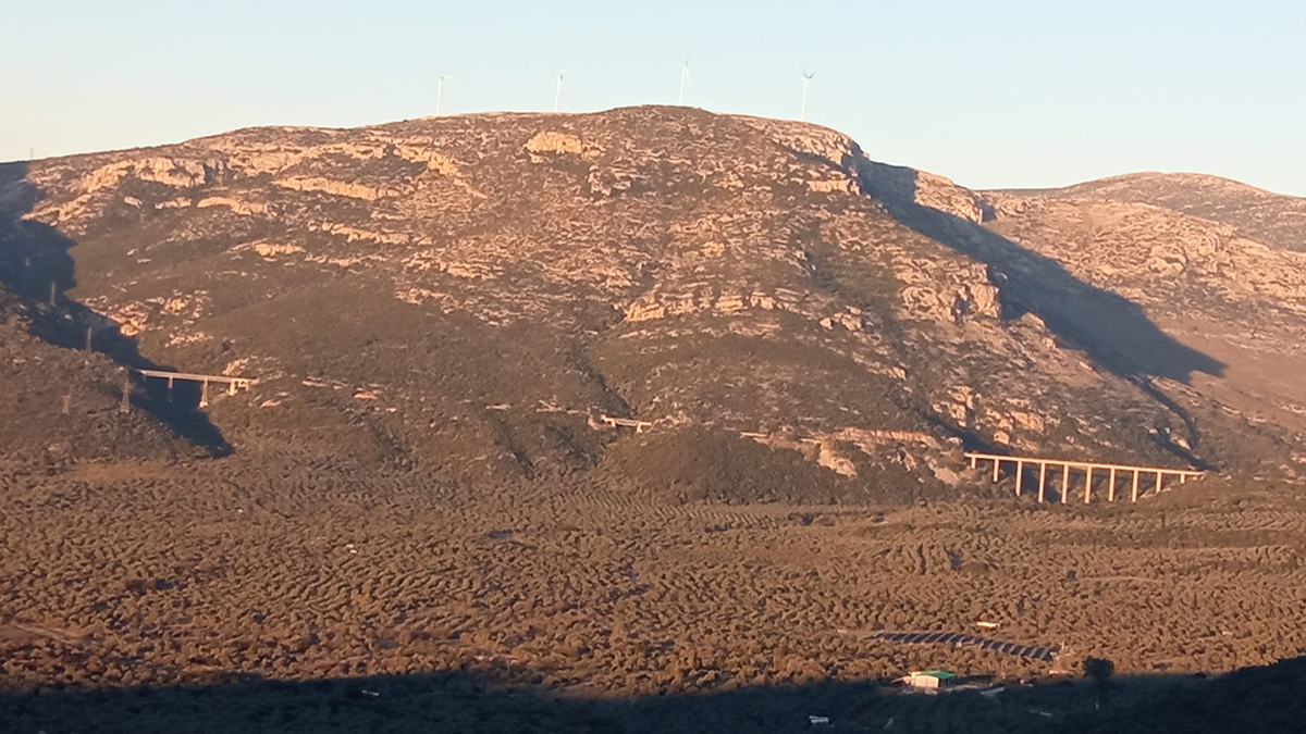 Αχλαδόκαμπος αιολικά (2)