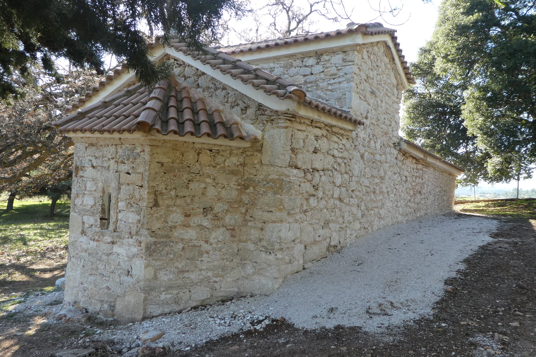 Βυζαντινός ναός Θεοτόκου στα Αθίκια (5)