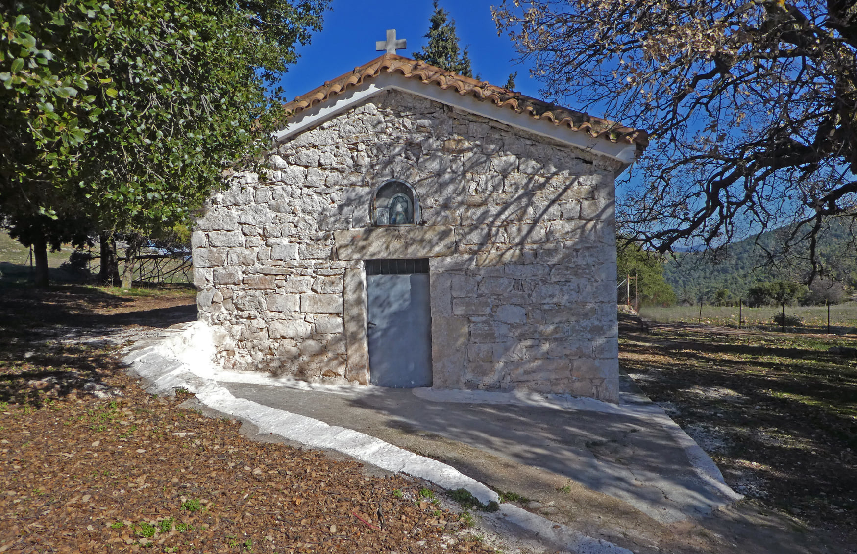 Βυζαντινός ναός Θεοτόκου στα Αθίκια (7)