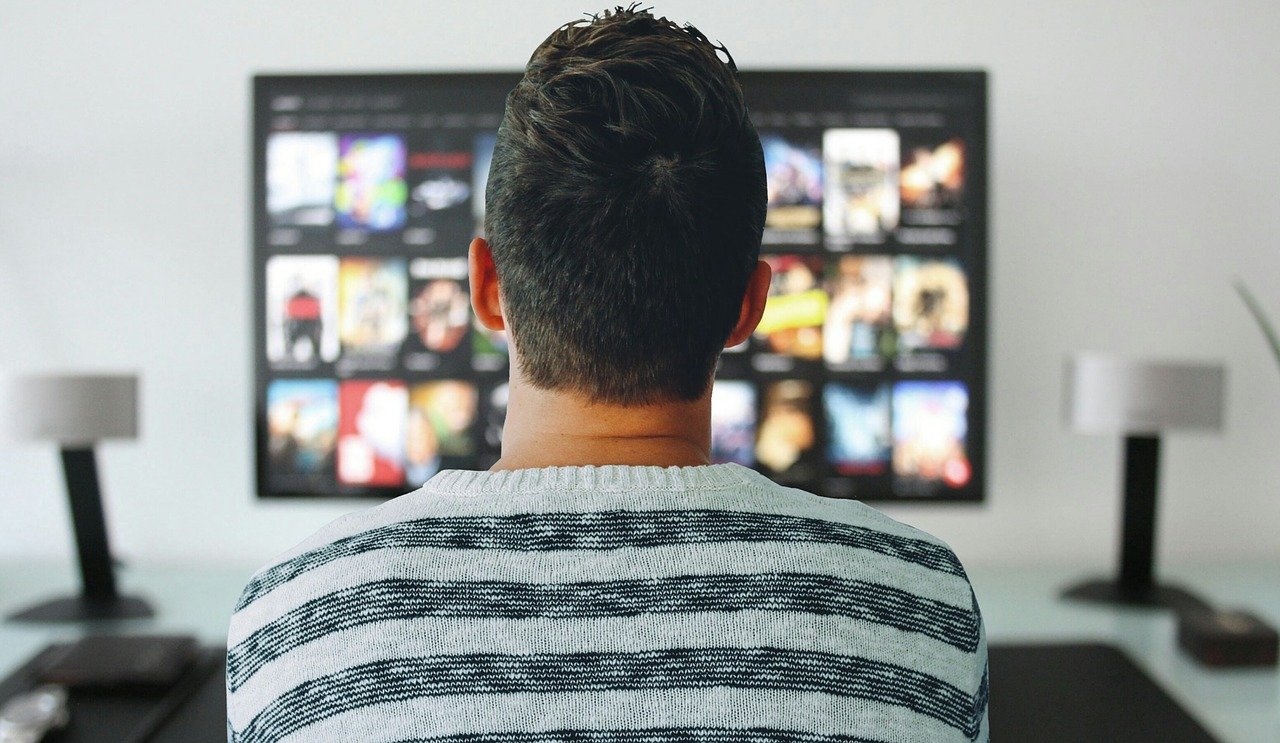 Πώς μπορείτε να δείτε τηλεόραση στα Αθίκια