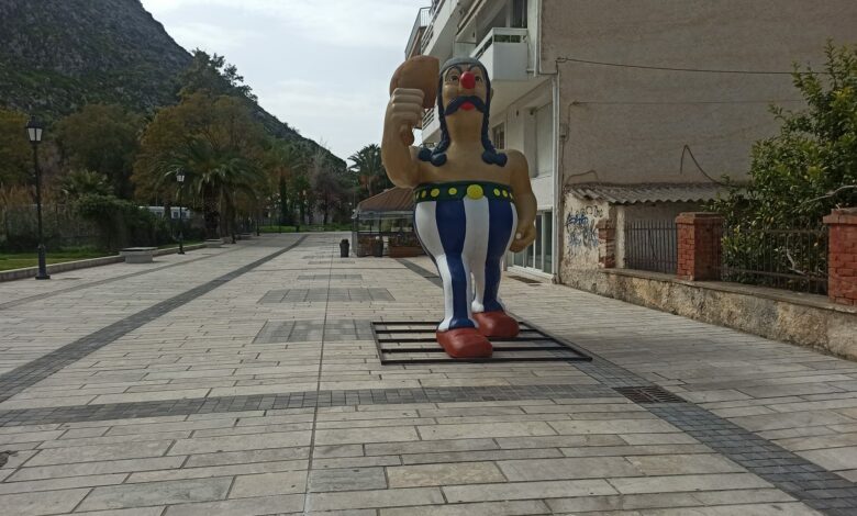 Αποκριάτικες φιγούρες στο Ναύπλιο (2)