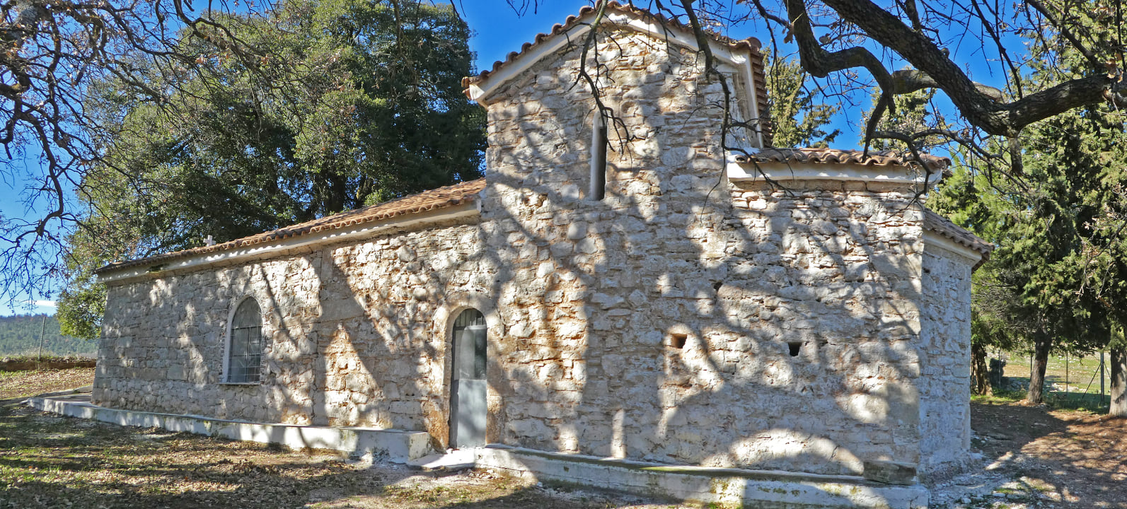 Βυζαντινός ναός Θεοτόκου στα Αθίκια (9)