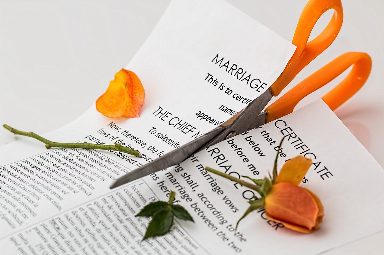 Διαζύγιο: Κλικ-enter… τελειώσατε