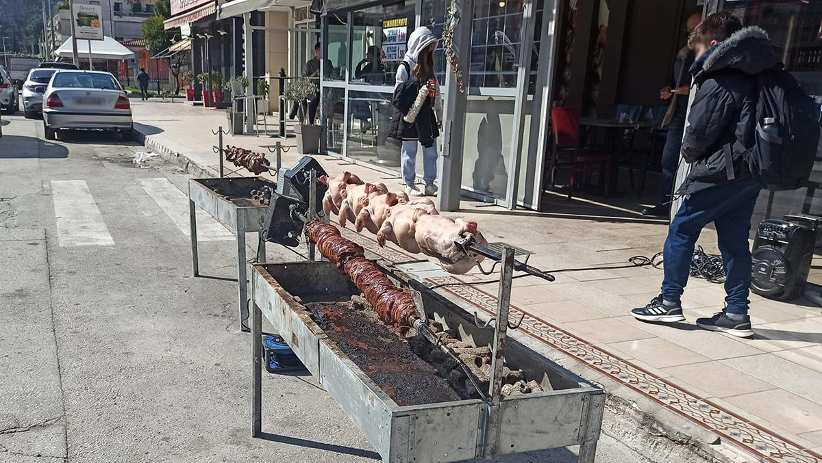 Τίμησαν δεόντως την Τσικνοπέμπτη σε Ναύπλιο και Άργος (Εικόνες)