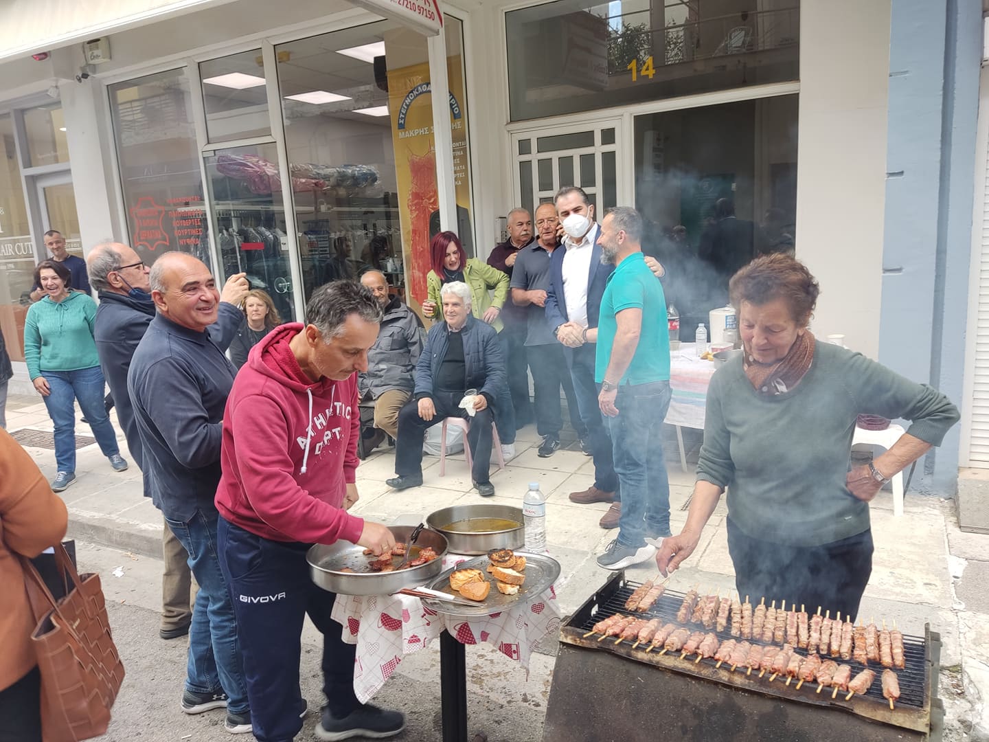 Τσικνοπέμπτη στην Καλαμάτα