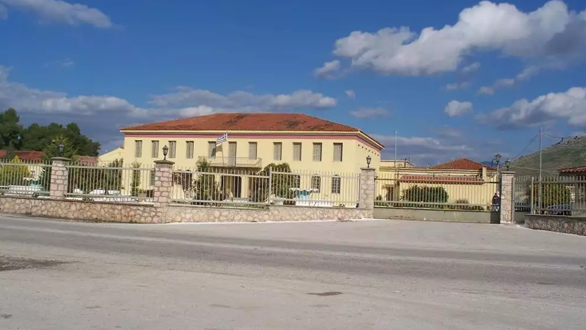 Ψάχνουν τον Αλβανό που απέδρασε από τις Αγροτικές Φυλακές Τίρυνθας