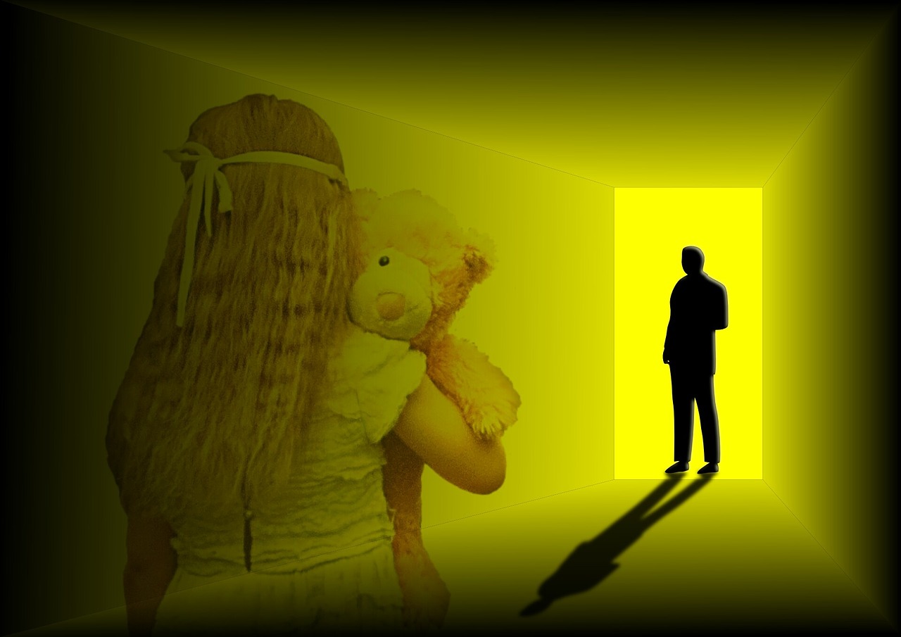 Πέπλο μυστηρίου στην Αχαΐα: 23χρονη κατηγορεί τον 56χρονο πατέρα της για βιασμό