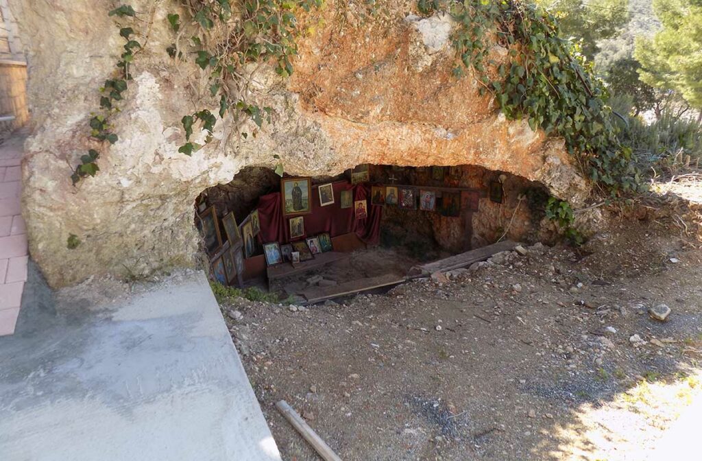Οι Μυκηναϊκοί τάφοι στο λόφο του Ι.Ν. Ευαγγελιστρίας Ναυπλίου