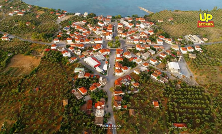 Νέα Κορώνη (2)
