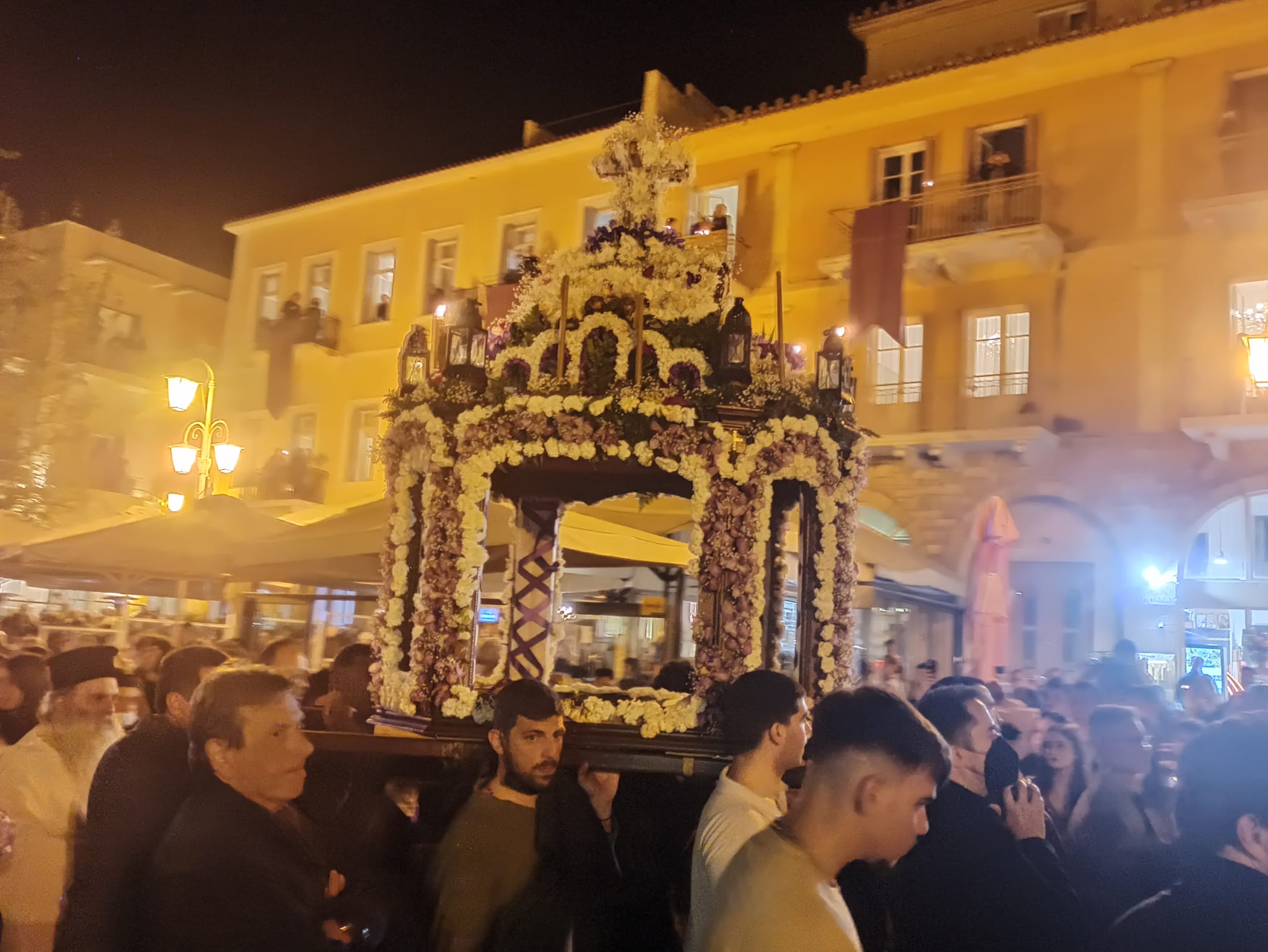 Περιφορά επιταφίων Ναύπλιο (8)