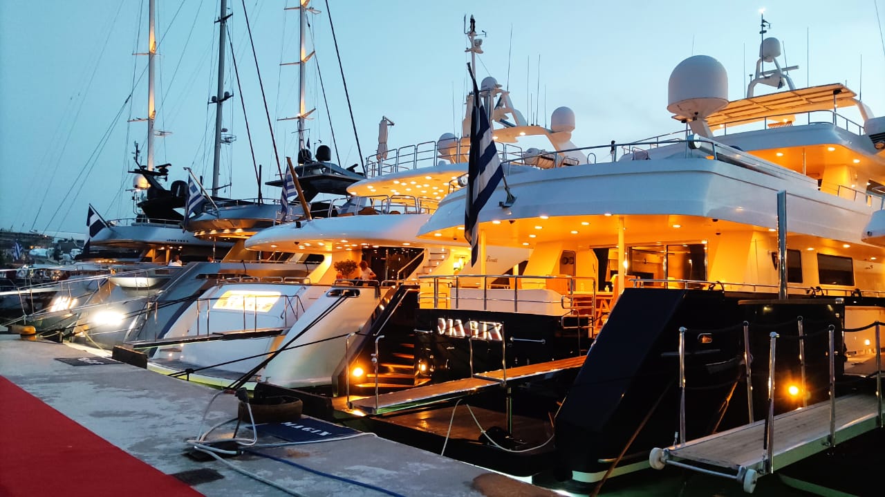 Σκάφη mediterranean yacht show Ναύπλιο προετοιμασίες (3)