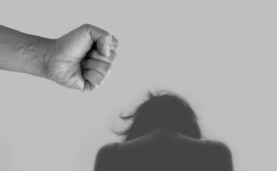 Πελοπόννησος: 28% των γυναικών έχουν υποστεί σωματική ή σεξουαλική βία
