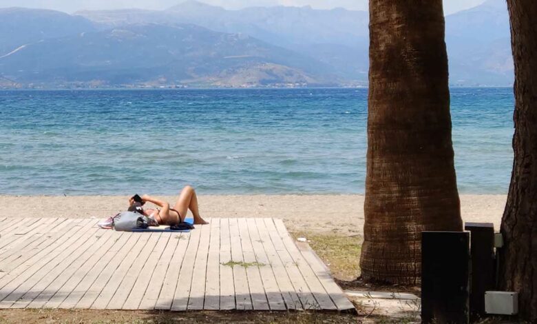 Λουόμενοι Καραθώνα 30.04.2022 (6)