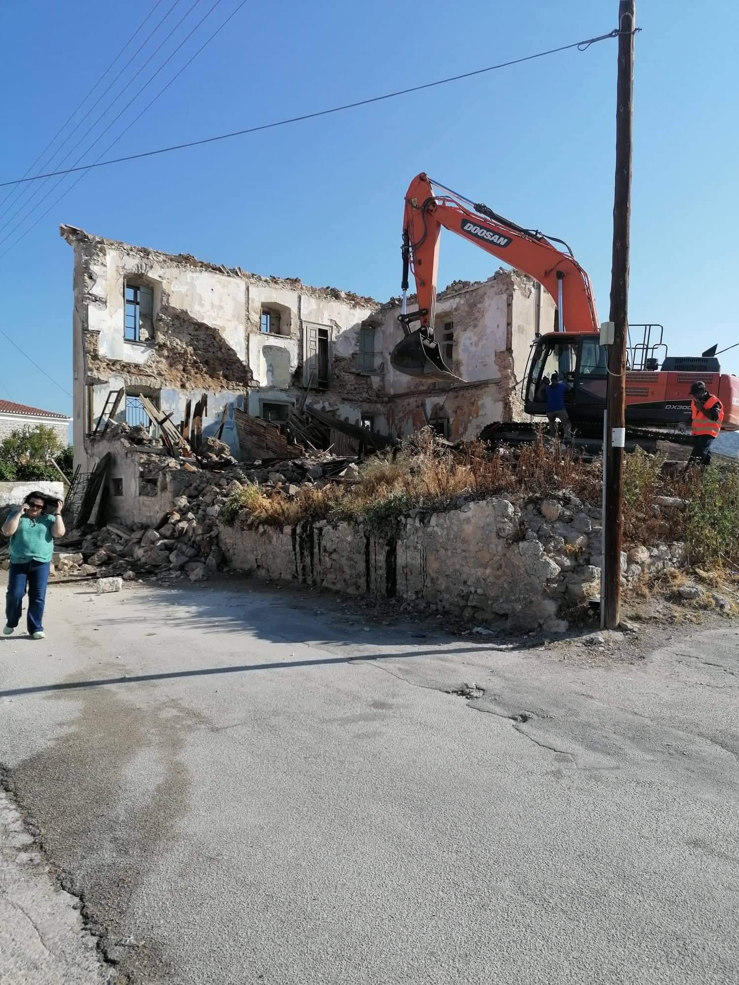 Κατεδαφίσεις κτιρίων Κρανίδι (12)