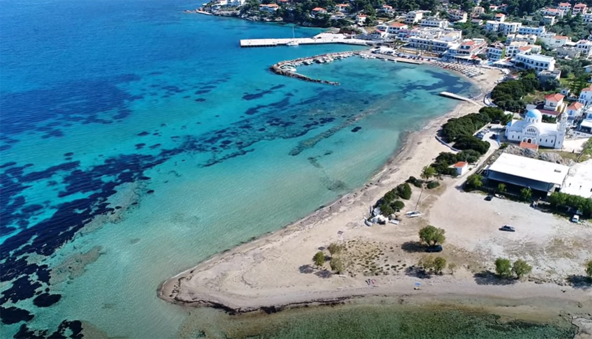 Σκάλα Αγκιστρίου: Ένα λιμάνι αλλιώτικο από τ’ άλλα