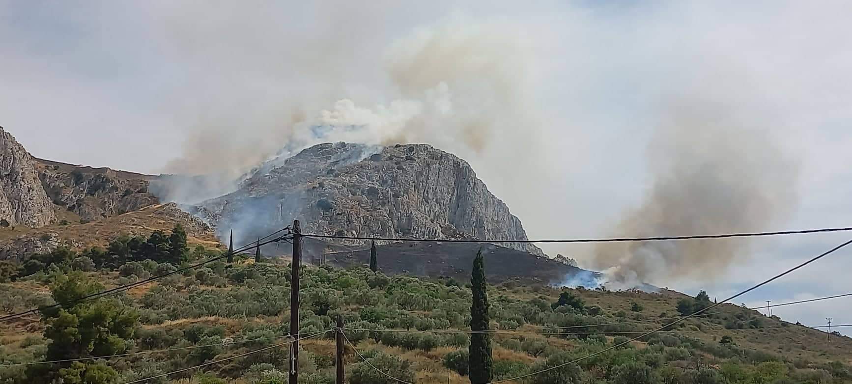 Φωτιά Ακροκόρινθος (1)