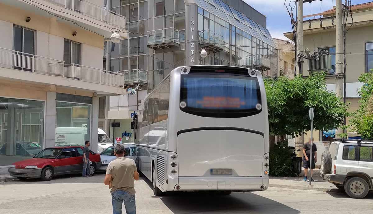 Η οδύσσεια ενός λεωφορείου στο Άργος – Μποτιλιάρισμα και γκρίνιες